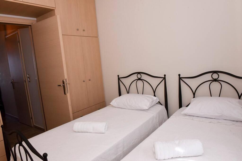 Katerina Luxury Suites Elia  Exterior photo