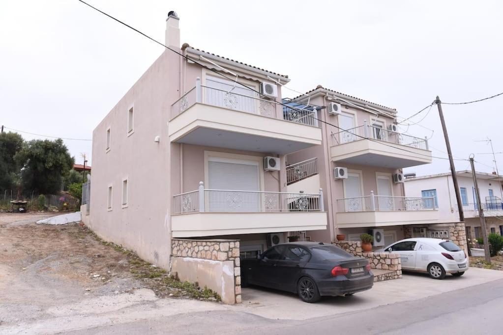 Katerina Luxury Suites Elia  Exterior photo
